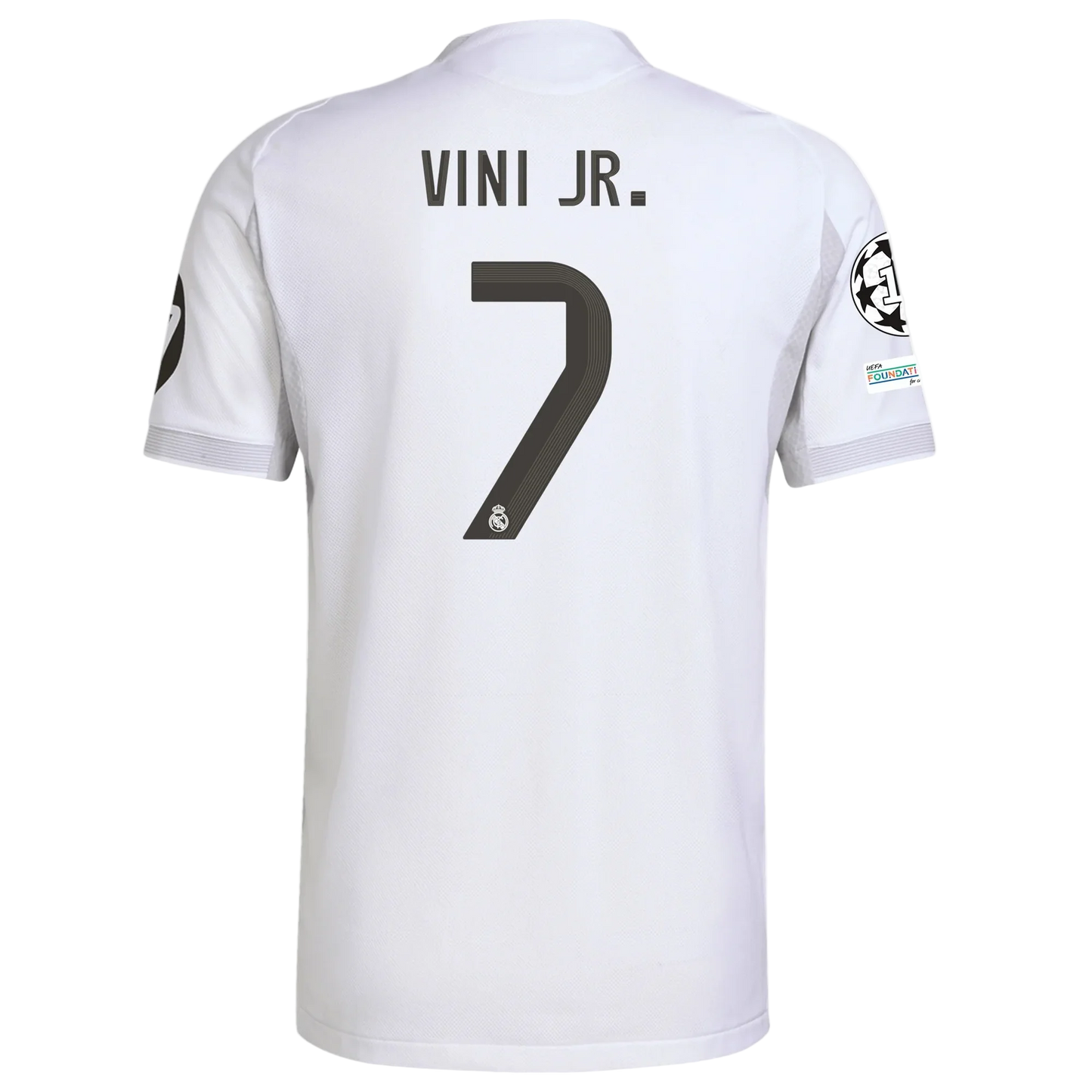 White sports jersey with 'Vini Jr.' and number '7'