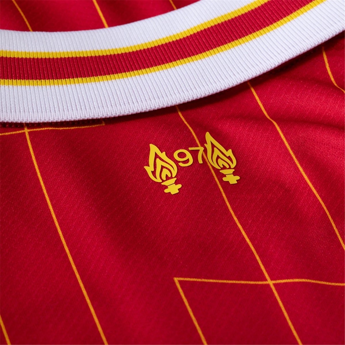 Liverpool 24/25 Home Personalized Fans Soccer Jersey - Elite Zone Sports