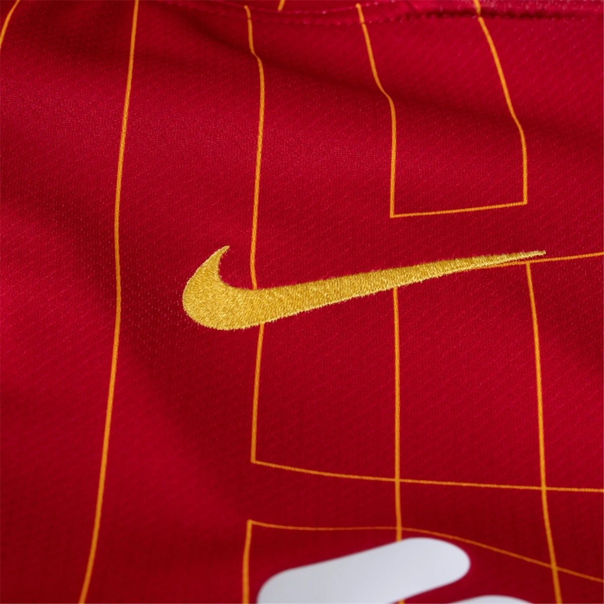 Liverpool 24/25 Home Personalized Fans Soccer Jersey - Elite Zone Sports