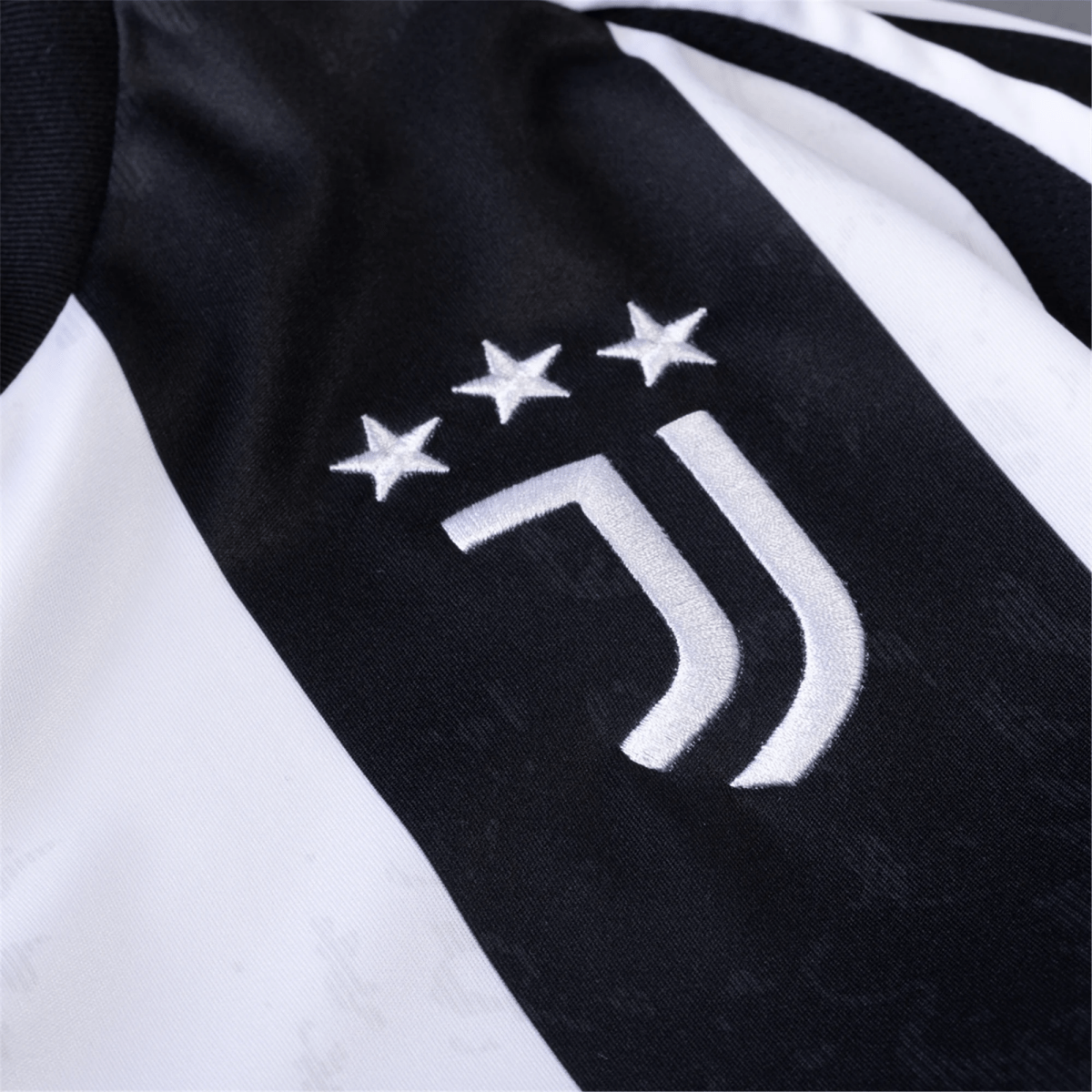 Juventus 24/25 Home Personalized Fans Soccer Jersey - Elite Zone Sports